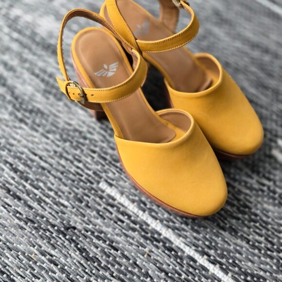 Fortress "Willow" Clogs - Picture 7 of 8